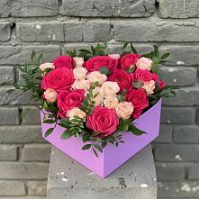 Цветочная композиция из Розы в коробке #REPLACE_PRED# Георгиевской