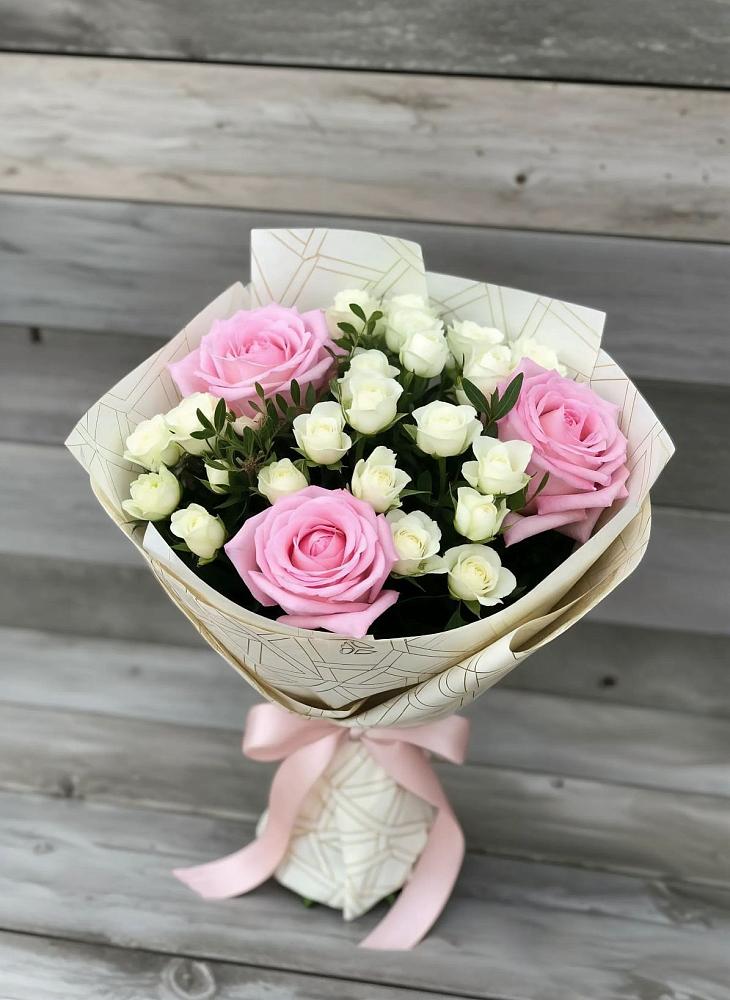 Букет цветов из: Розы в Георгиевской