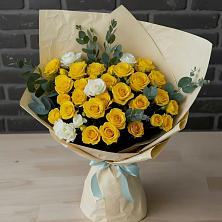 Букет цветов из:  Розы в Георгиевской