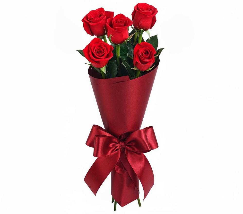 Букет 5 Красных роз Эдлесс Лав в Георгиевской