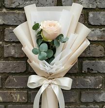 Букет цветов из:  Розы в Георгиевской
