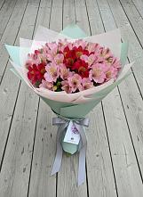 Букет цветов из:  Альстромерии в Георгиевской