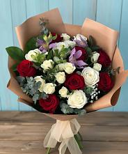 Букет цветов из:  Розы и Альстромерии в Георгиевской