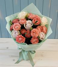 Букет цветов из:  Розы в Георгиевской