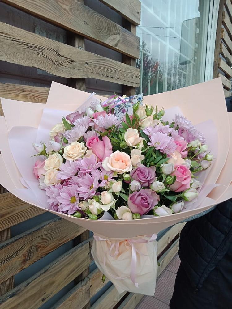 Букет цветов из: Розы и Хризантемы в Георгиевской