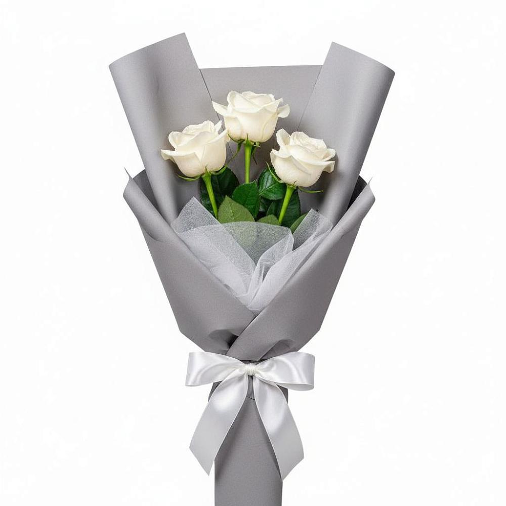 Букет 3 белые розы в Георгиевской