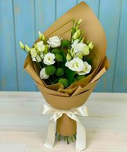 Букет цветов из:  Хризантемы и Лизиантусы #REPLACE_PRED# Георгиевской