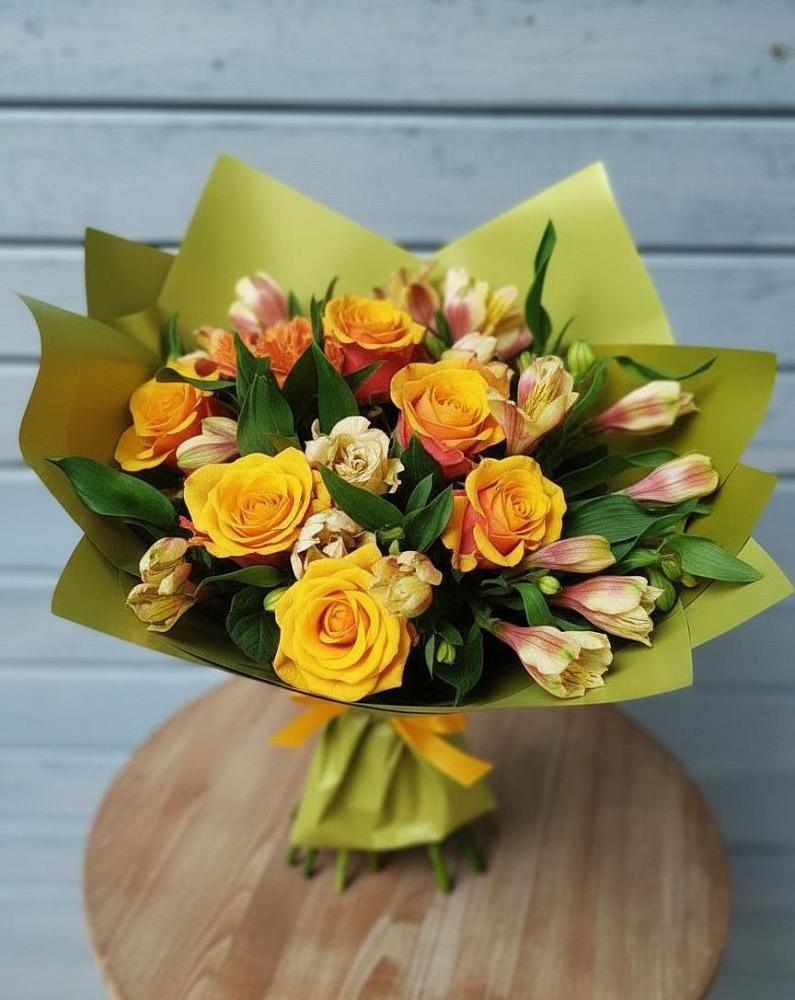 Букет цветов из: Альстромерии и Розы в Георгиевской