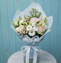 Букет цветов из:  Розы и Лизиантусы #REPLACE_PRED# Георгиевской