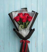 Букет цветов из:  Розы в Георгиевской