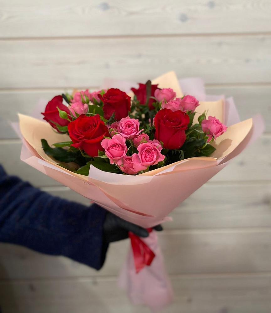 Букет цветов из: Розы в Георгиевской