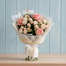 Букет цветов из:  Розы в Георгиевской