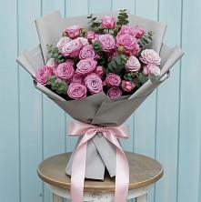 Букет цветов из:  Розы в Георгиевской